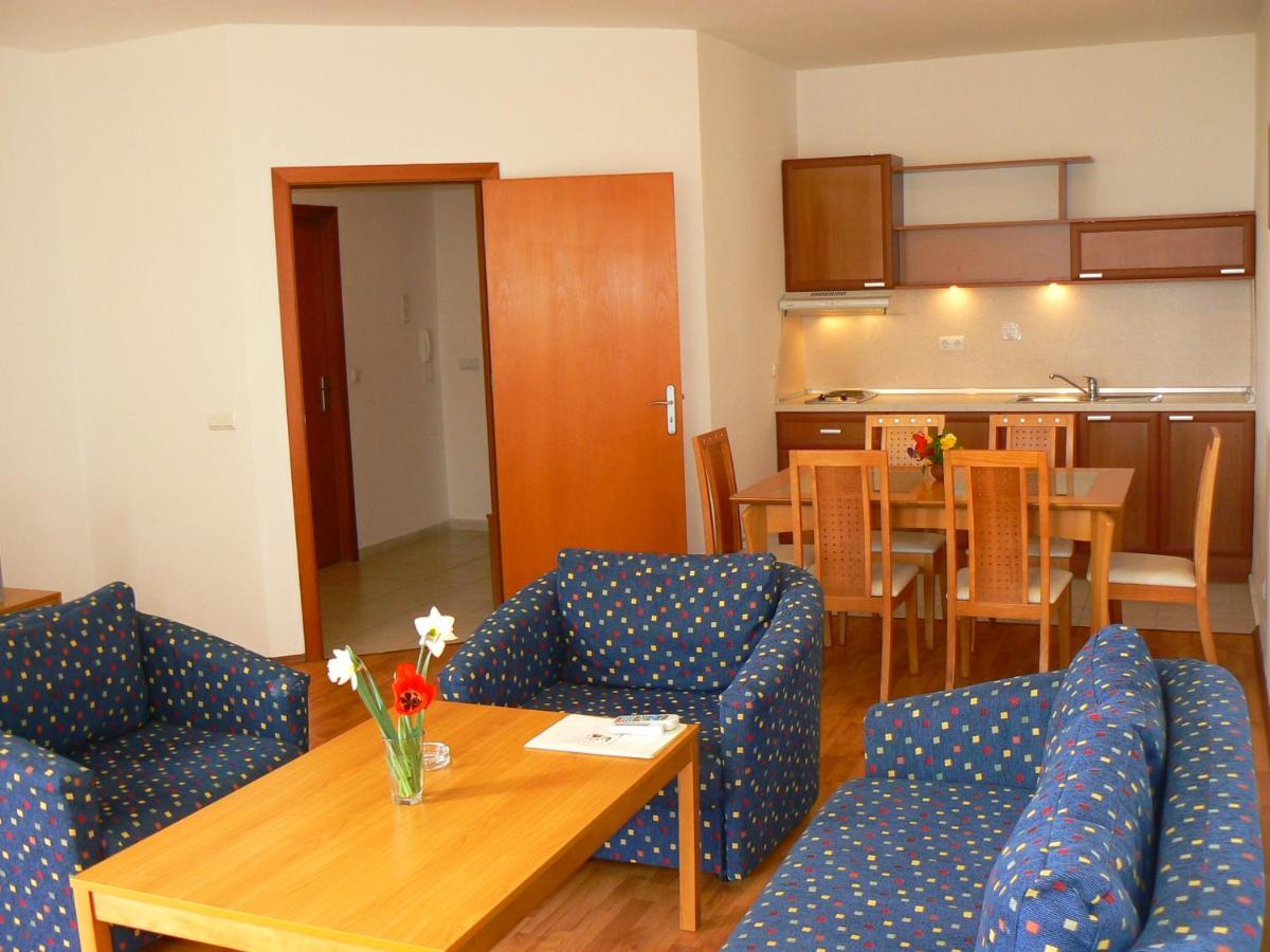 Joya Park Apartments Aranyhomok Kültér fotó