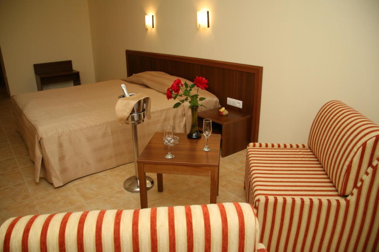 Joya Park Apartments Aranyhomok Kültér fotó